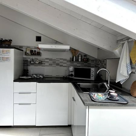 The Sweet Attic Room - De Vivo Realty Meta Di Sorrento Exterior photo